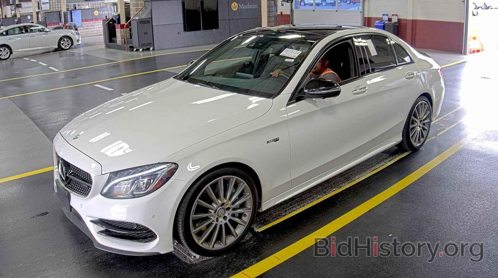 Photo 55SWF6EB1HU185175 - Mercedes-Benz C-Class 2017