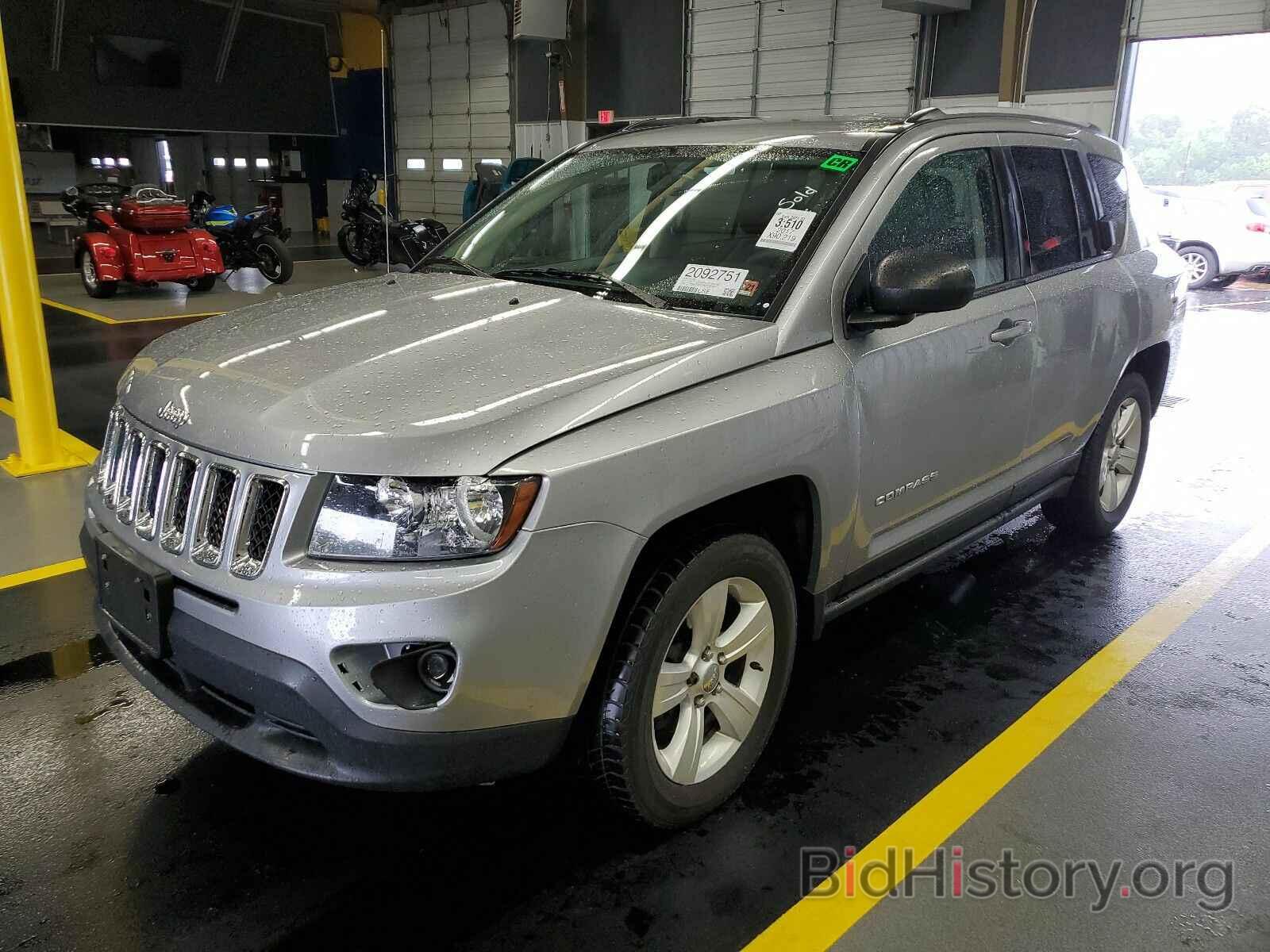 Photo 1C4NJDBB3HD208063 - Jeep Compass 2017