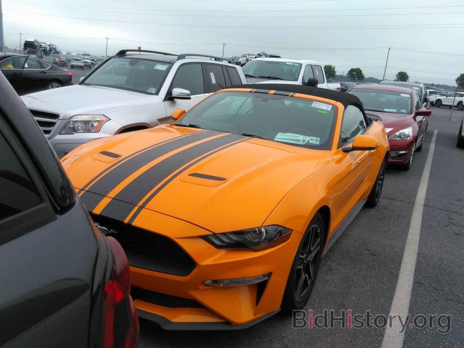 Photo 1FATP8UH8J5139262 - Ford Mustang 2018