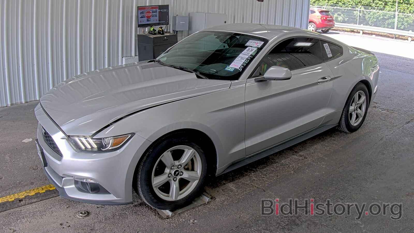 Photo 1FA6P8TH9F5403188 - Ford Mustang 2015