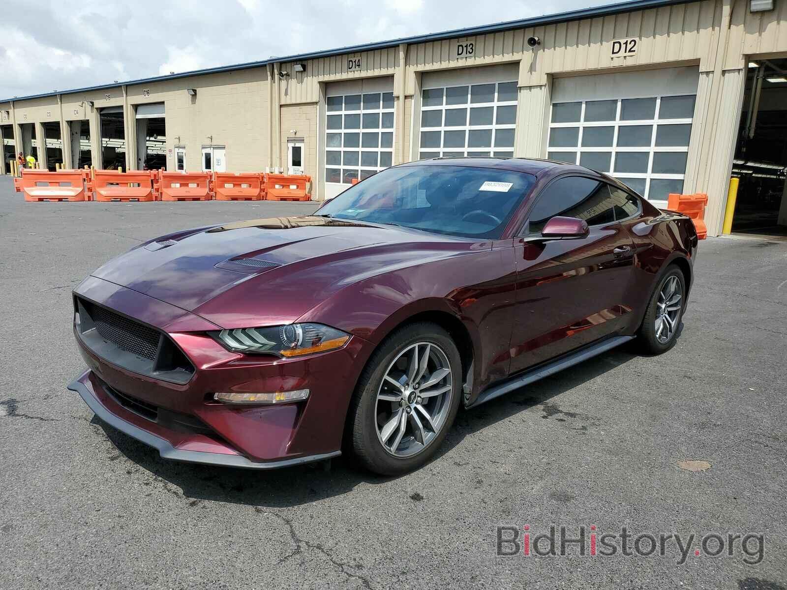 Photo 1FA6P8TH1J5106179 - Ford Mustang 2018