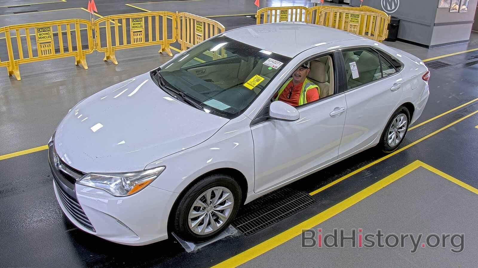 Photo 4T4BF1FK0FR512740 - Toyota Camry 2015
