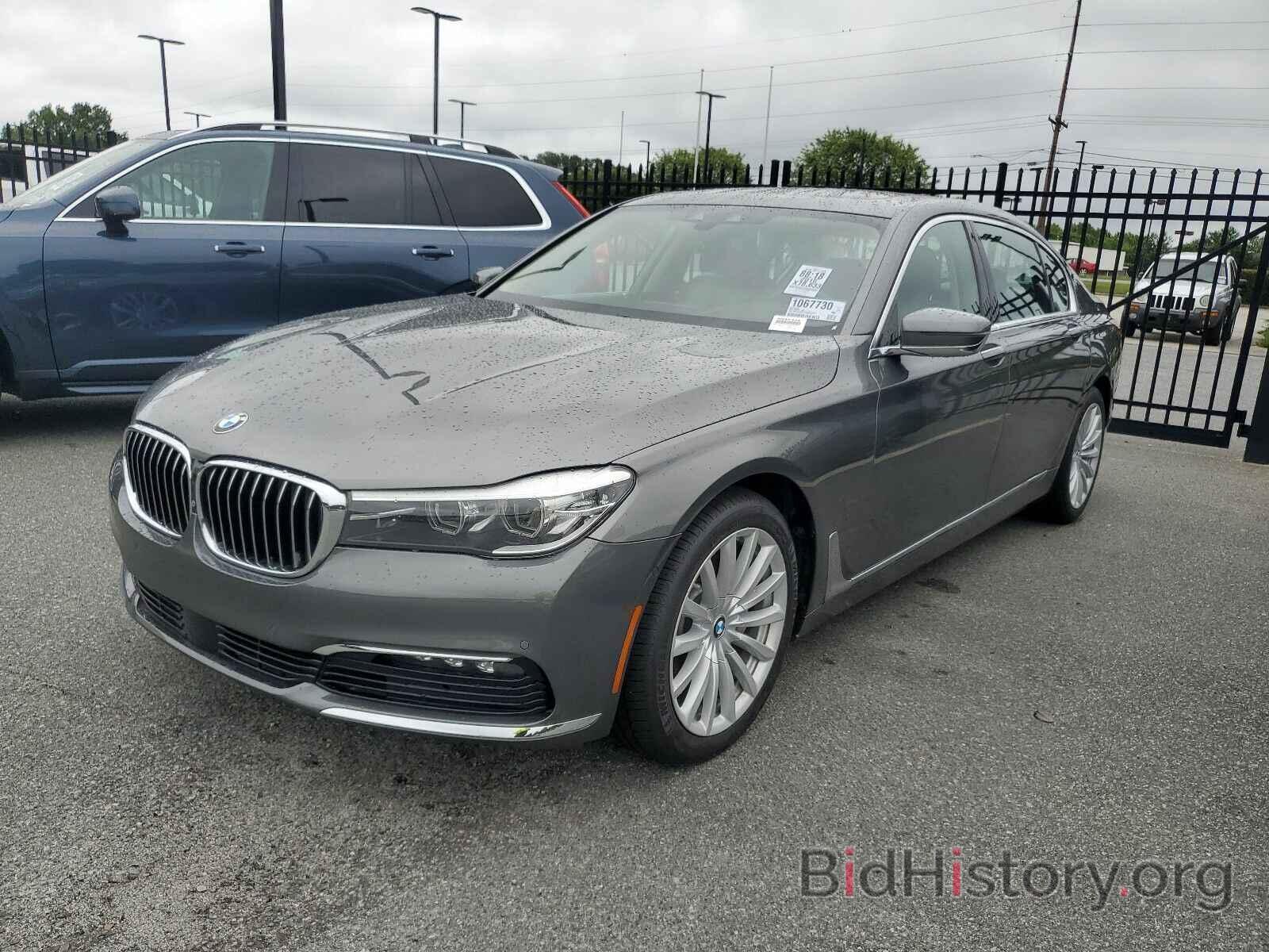 Photo WBA7E2C50GG503898 - BMW 7 Series 2016