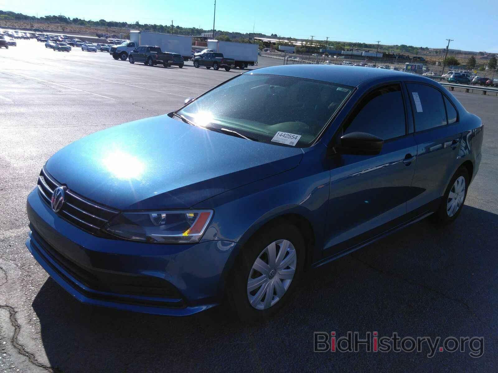 Photo 3VW267AJ7GM382040 - Volkswagen Jetta Sedan 2016