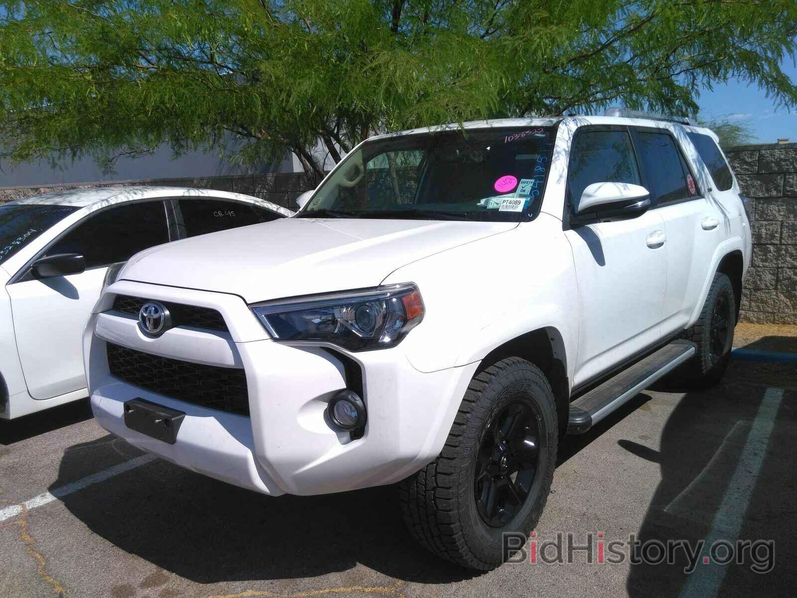 Photo JTEBU5JR9J5573888 - Toyota 4Runner SR5 2018