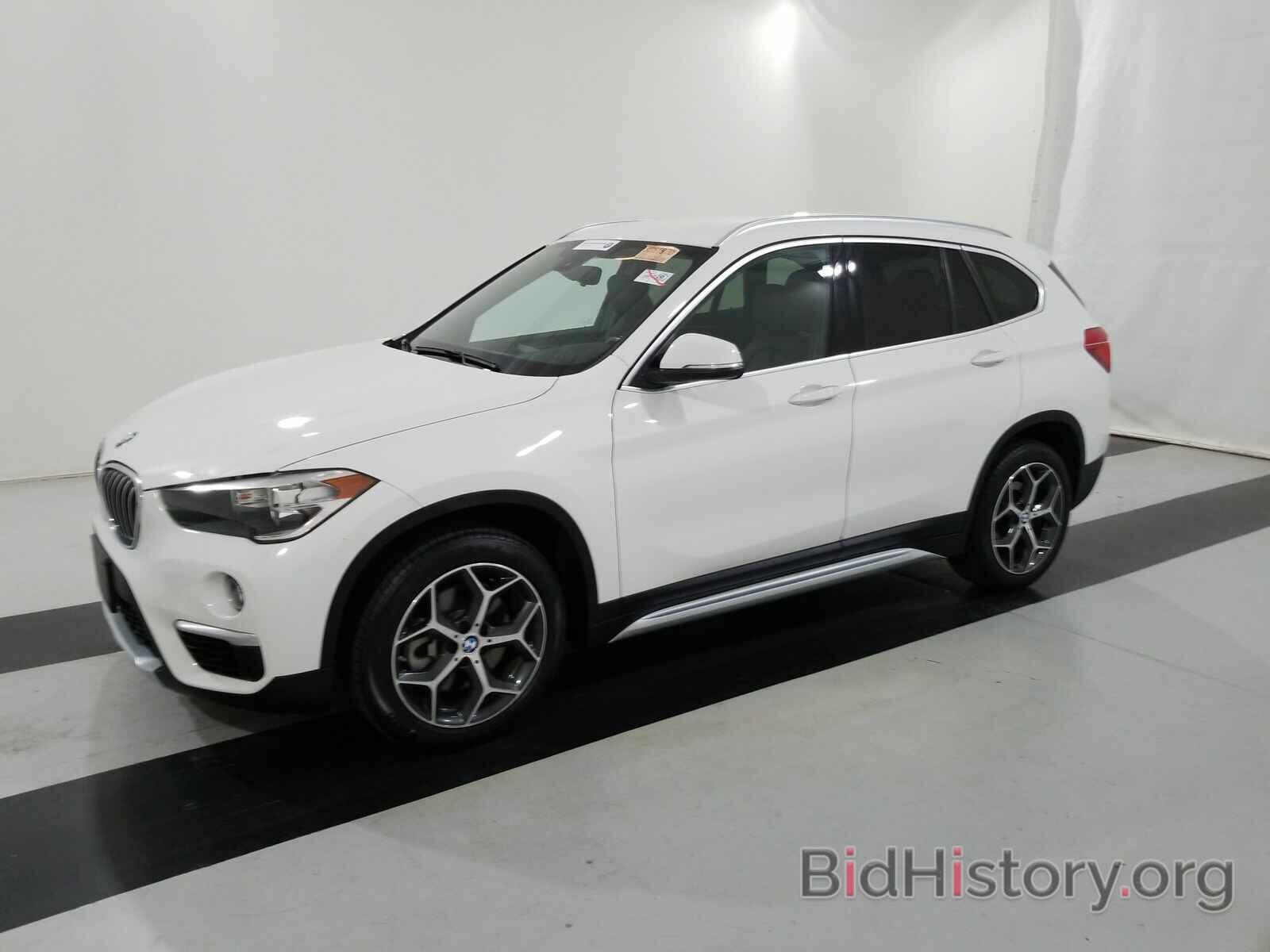 Фотография WBXHU7C3XJ5L06376 - BMW X1 2018