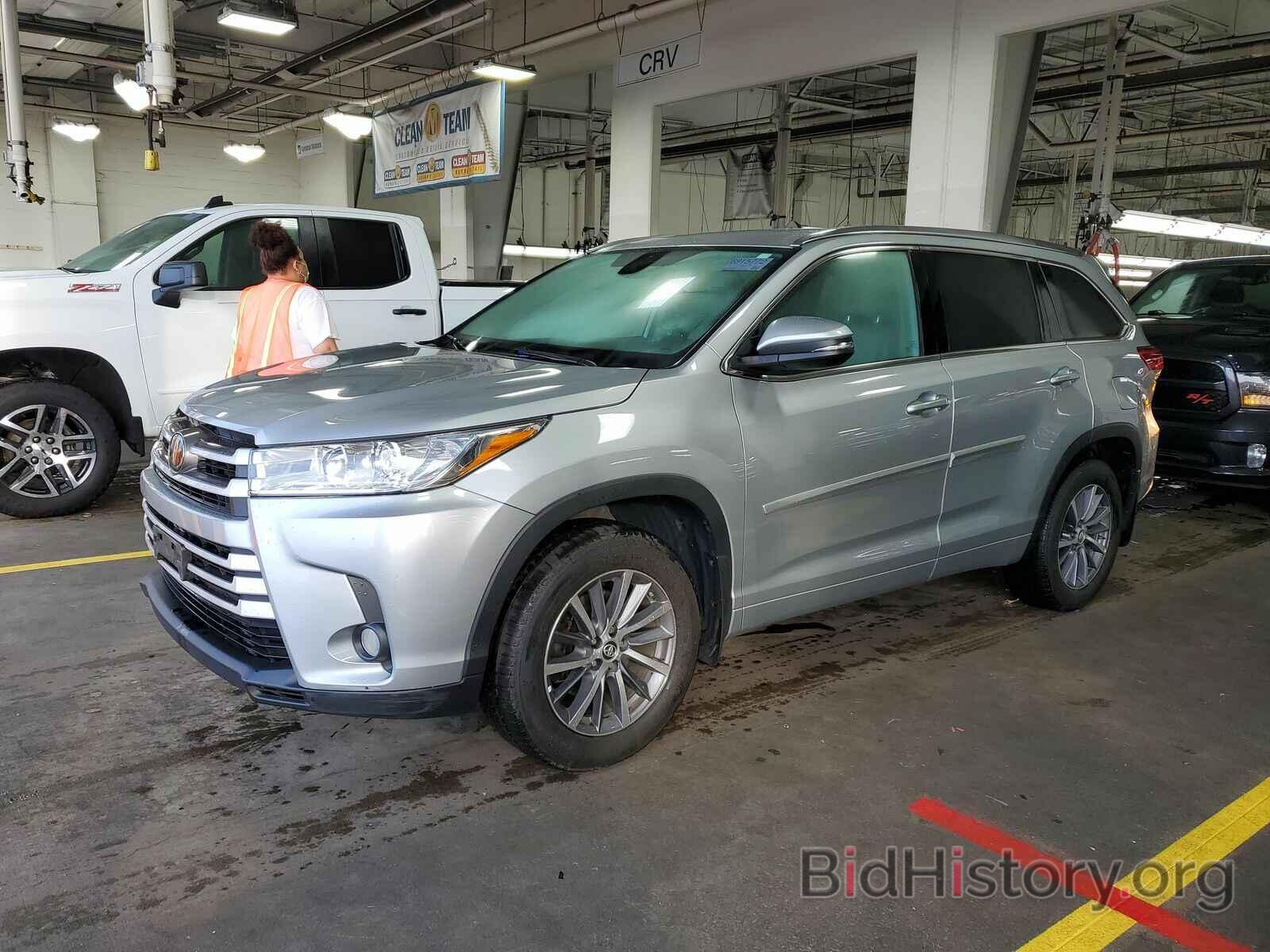 Photo 5TDJZRFH4JS866066 - Toyota Highlander 2018