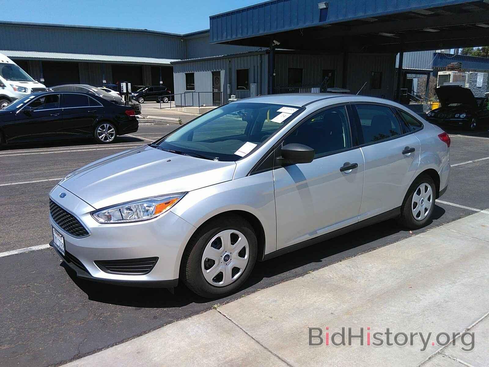 Photo 1FADP3E23HL230480 - Ford Focus 2017