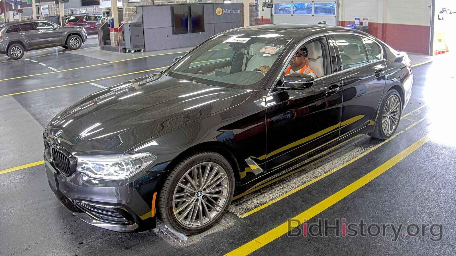 Photo WBAJA5C52KG900749 - BMW 5 Series 2019