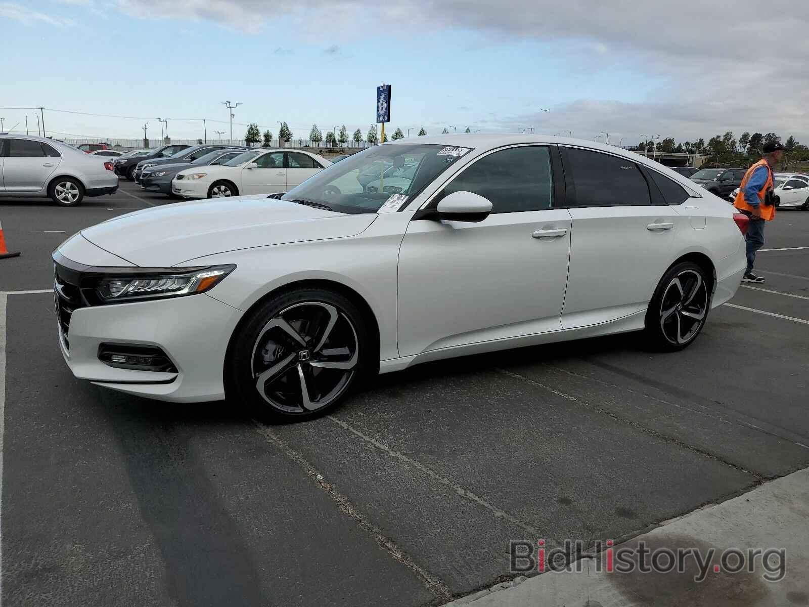 Photo 1HGCV1F39LA041264 - Honda Accord Sedan 2020