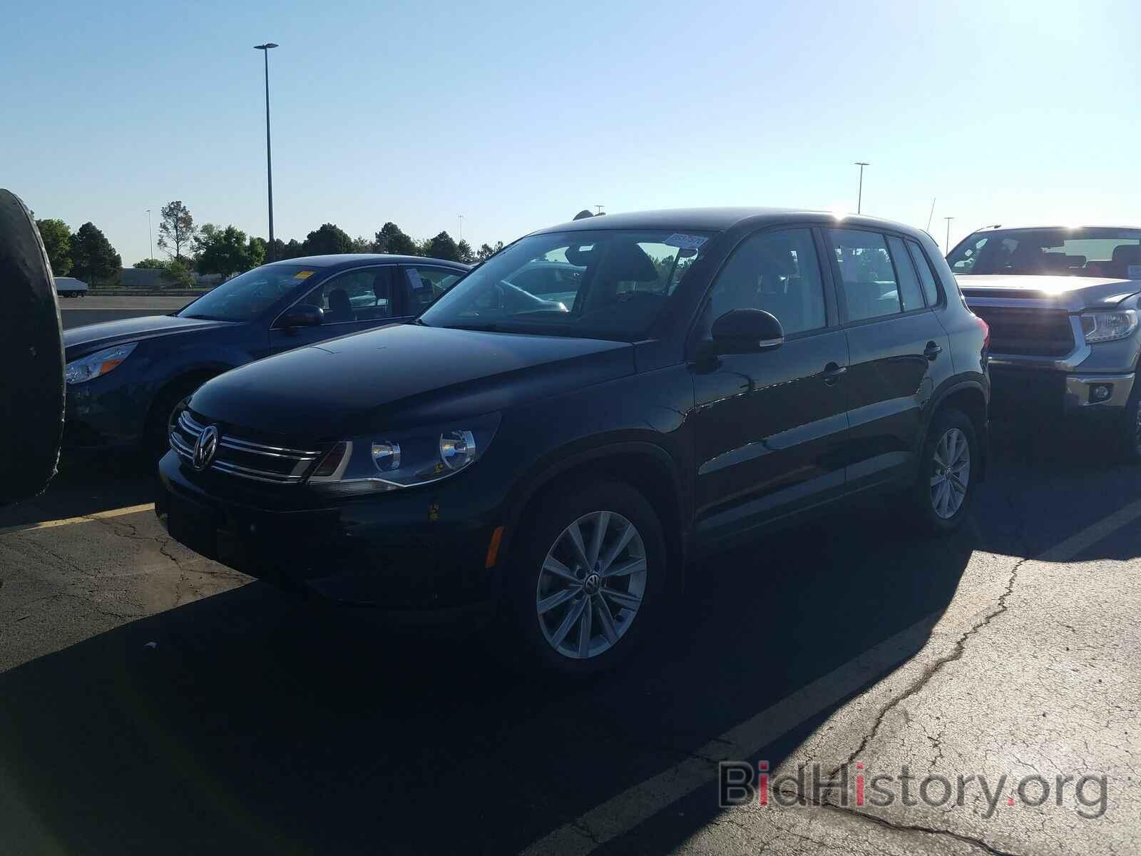 Photo WVGBV7AX0HK045482 - Volkswagen Tiguan Limited 2017