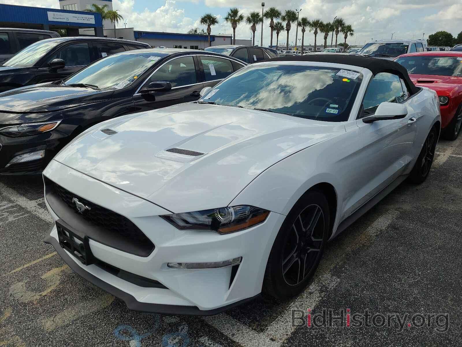 Photo 1FATP8UH5L5139688 - Ford Mustang 2020