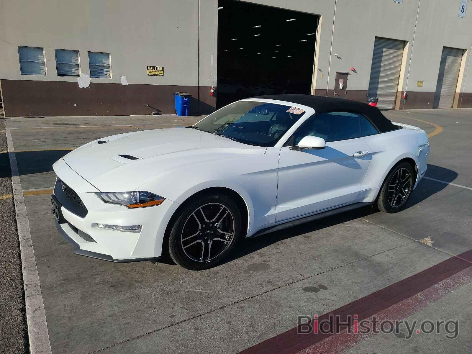 Photo 1FATP8UH2J5125101 - Ford Mustang 2018