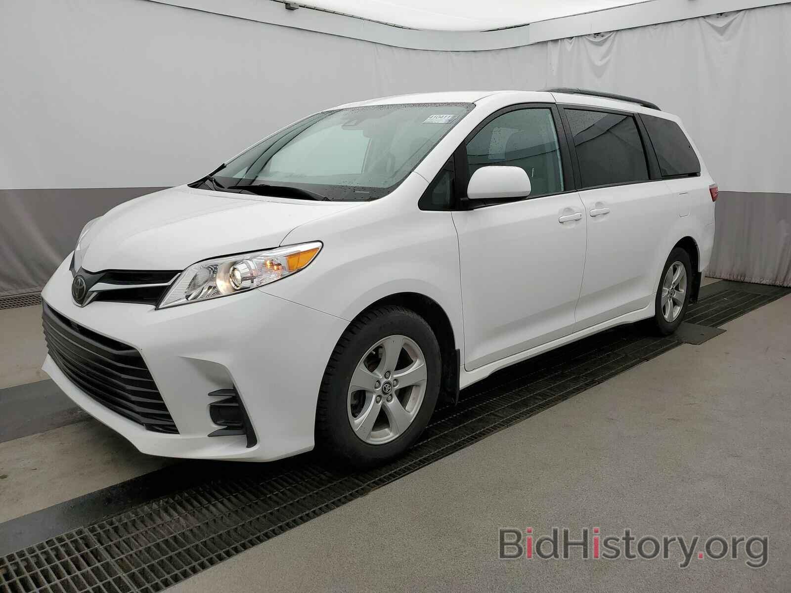 Photo 5TDKZ3DC1LS054218 - Toyota Sienna LE 2020