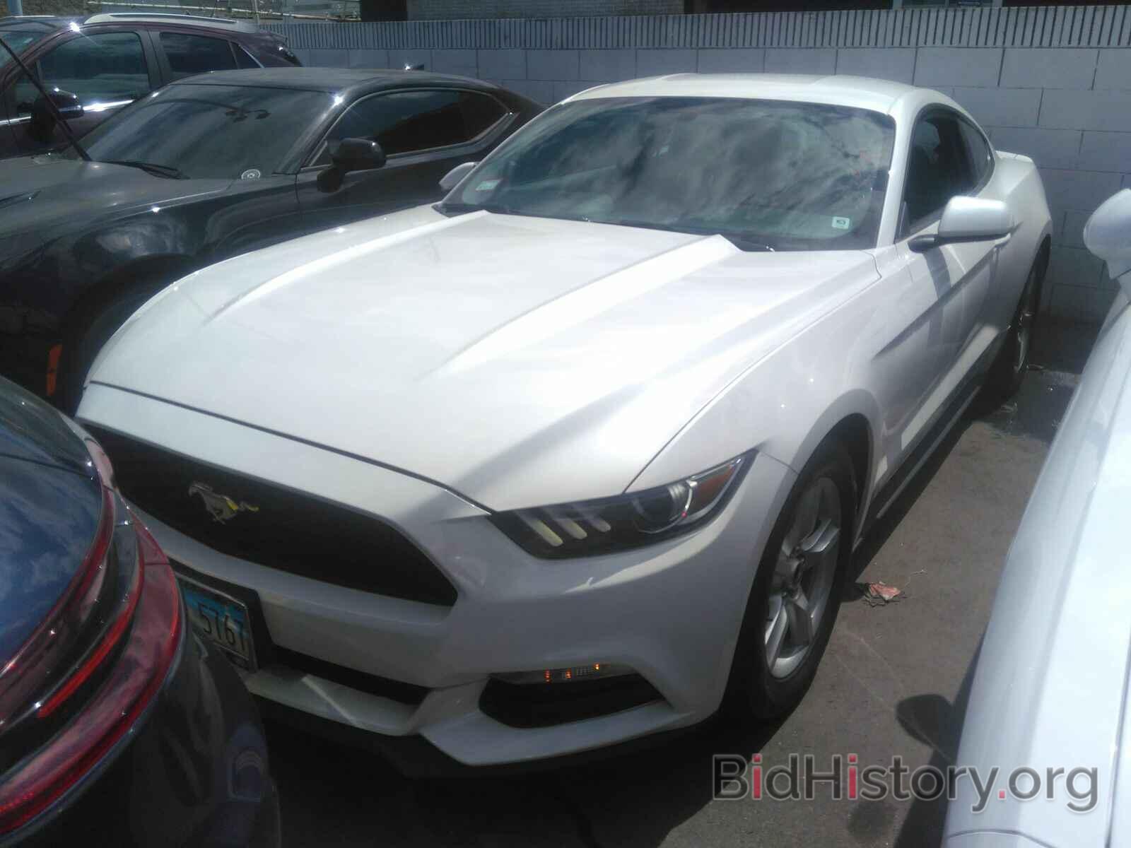 Photo 1FA6P8AM6H5240616 - Ford Mustang 2017