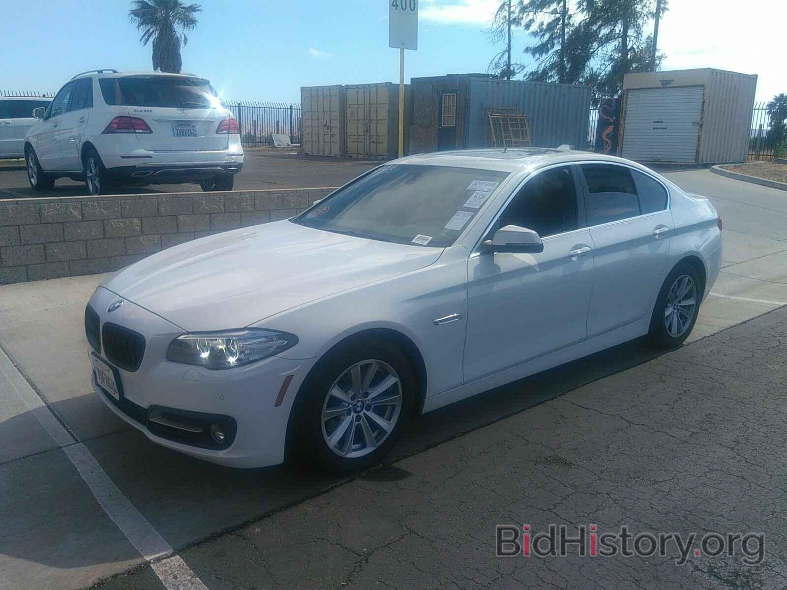 Photo WBA5A5C57FD523554 - BMW 5 Series 2015