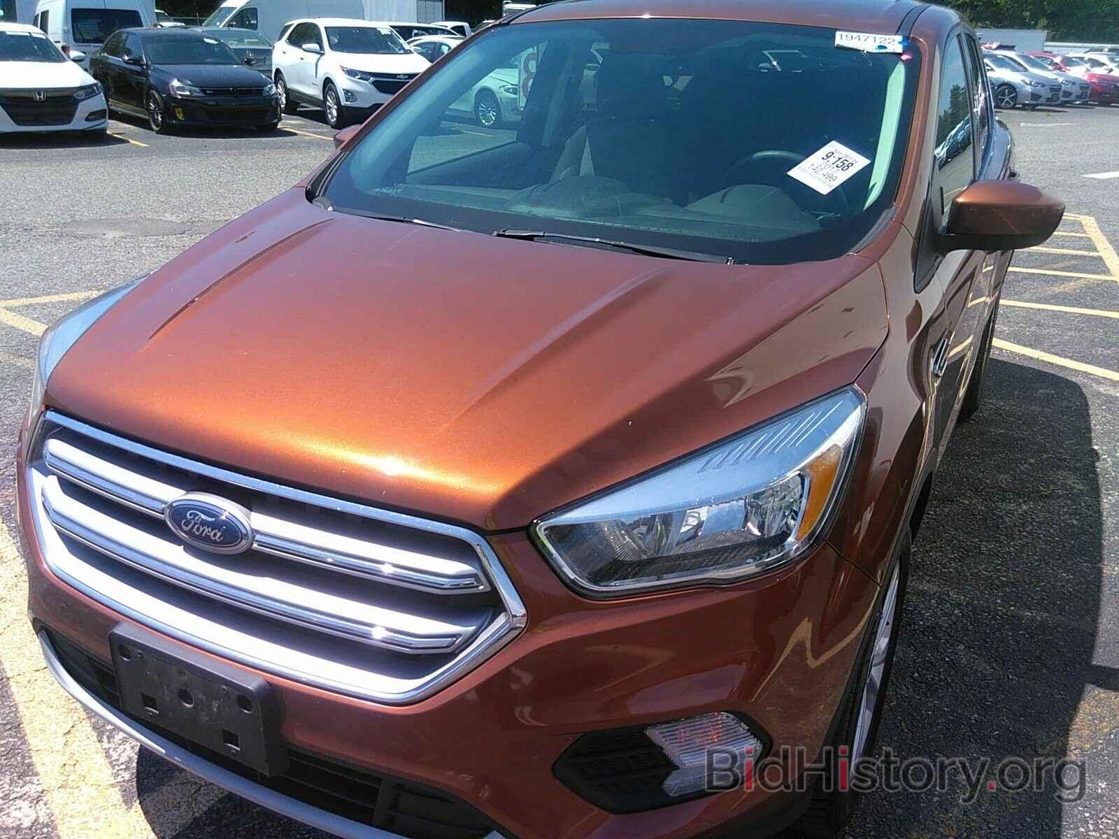 Photo 1FMCU0GD2HUA29364 - Ford Escape 2017