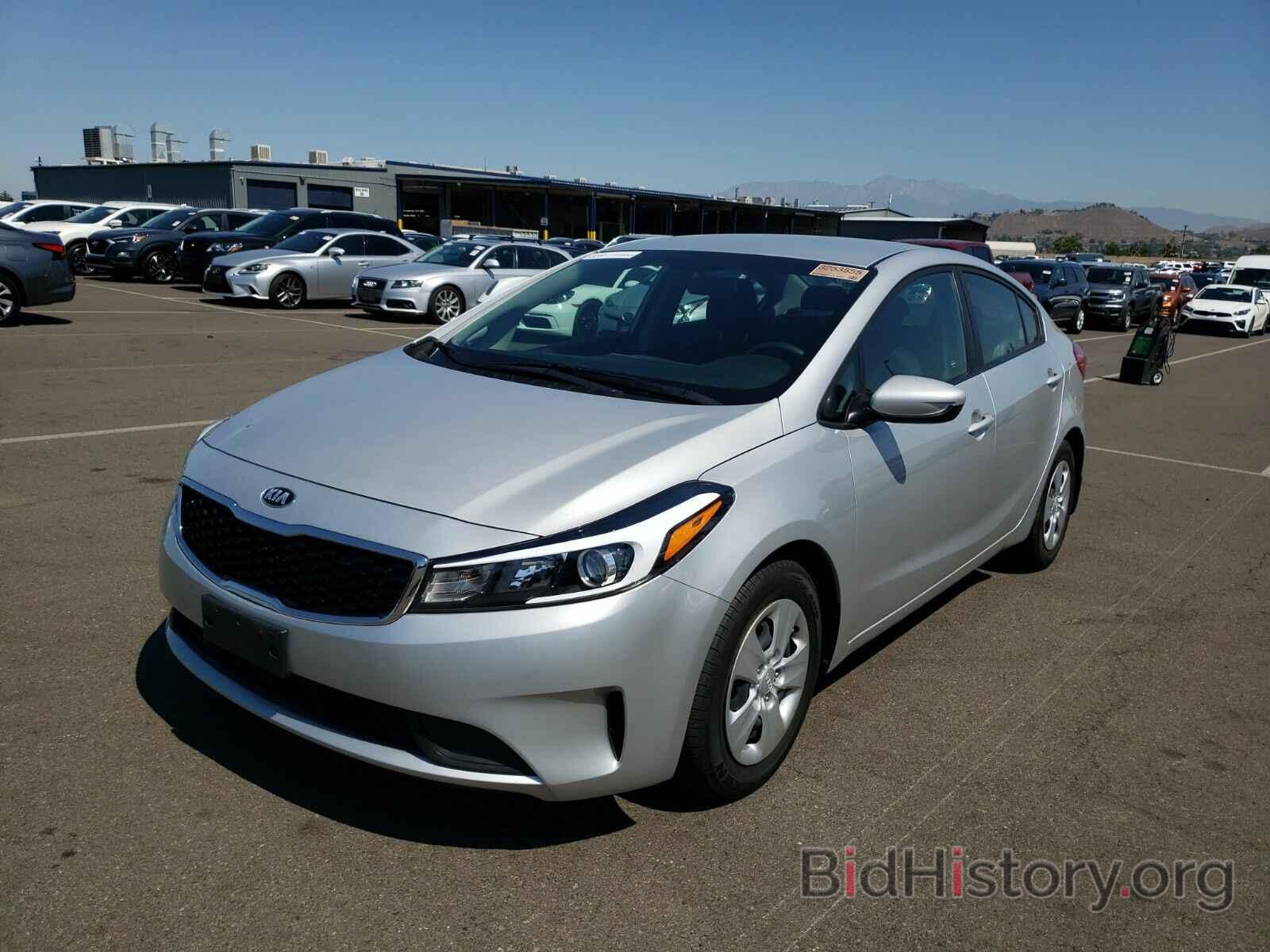 Photo 3KPFK4A78JE271680 - Kia Forte LX 2018