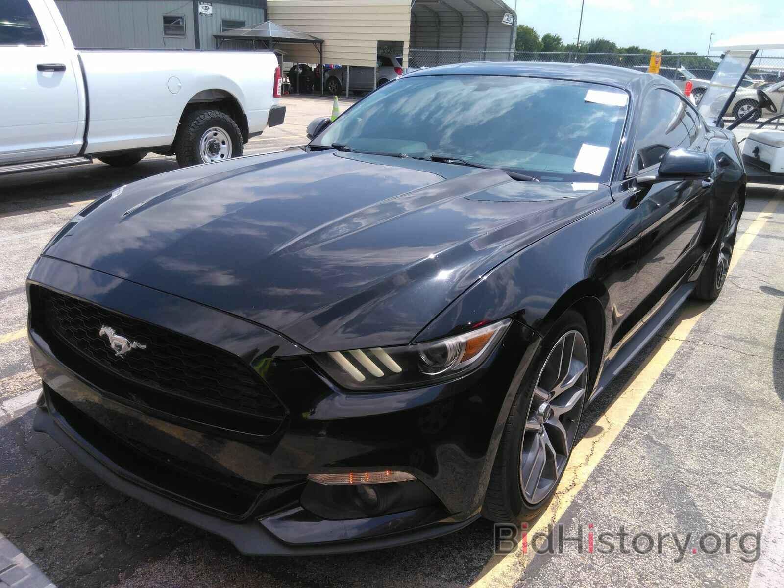 Photo 1FA6P8TH0F5324850 - Ford Mustang 2015