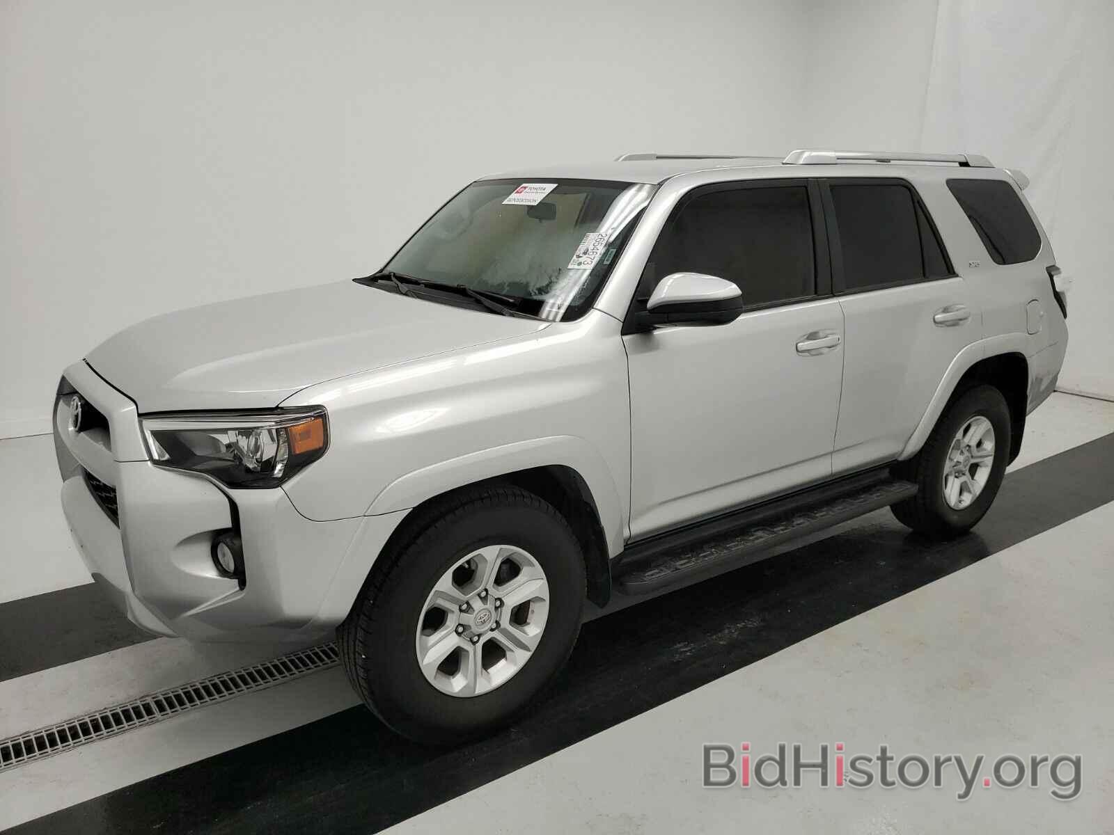 Photo JTEZU5JRXJ5175118 - Toyota 4Runner SR5 2018