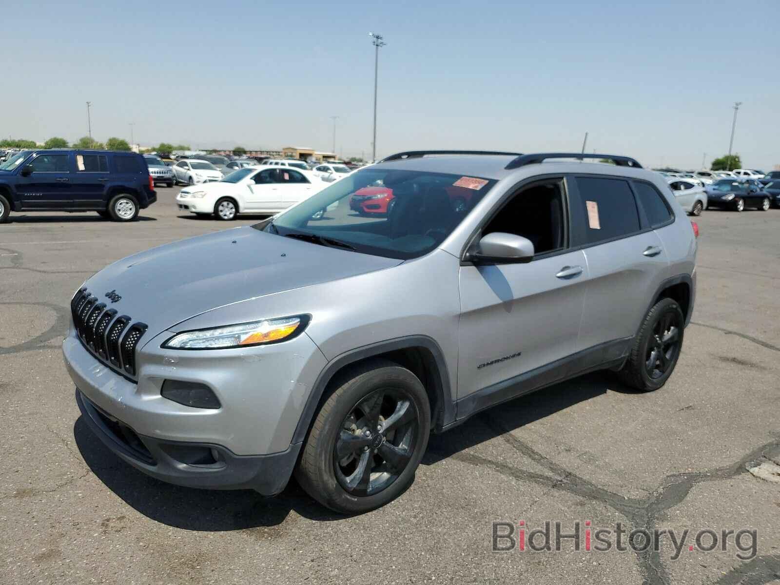 Фотография 1C4PJLCB0JD510854 - Jeep Cherokee 2018