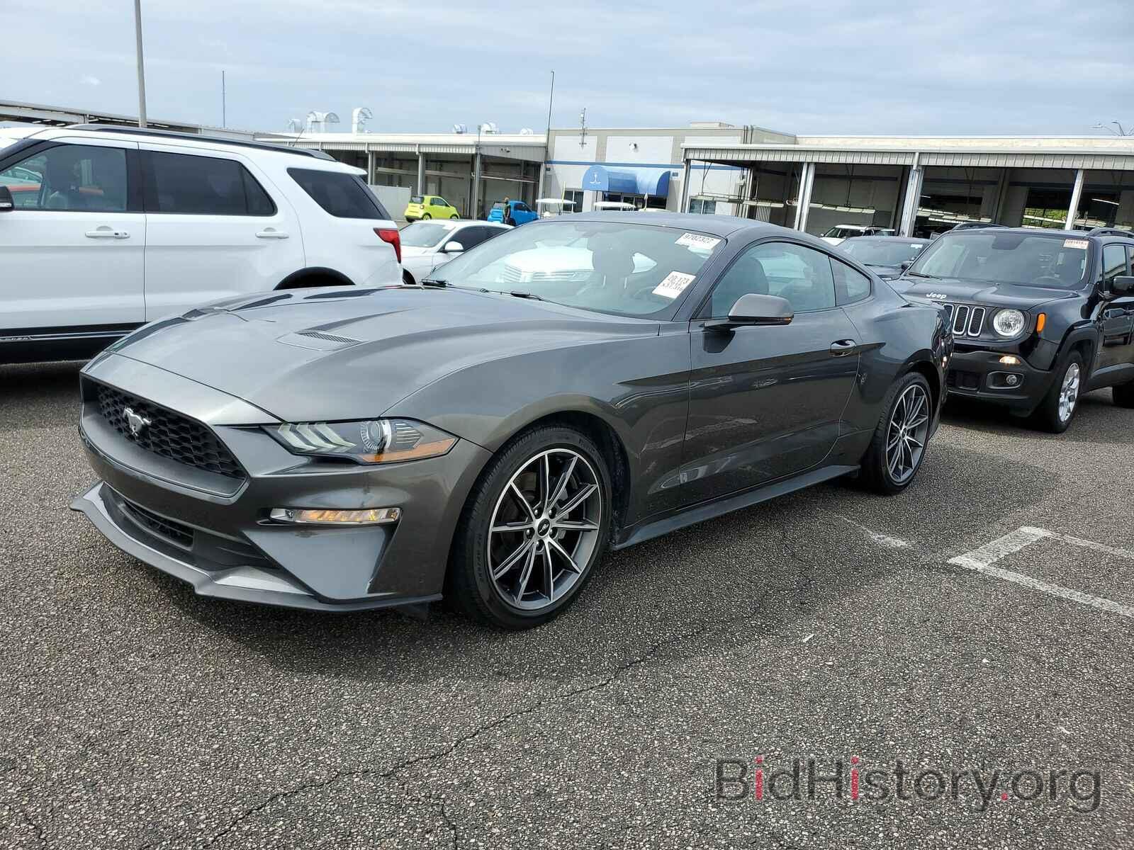 Photo 1FA6P8TH3J5179084 - Ford Mustang 2018