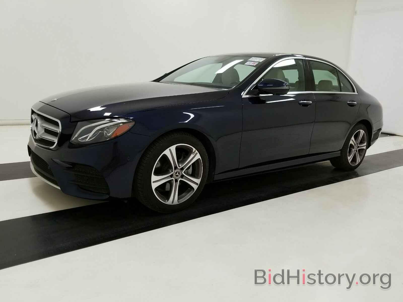 Photo WDDZF4JB4KA675219 - Mercedes-Benz E-Class 2019