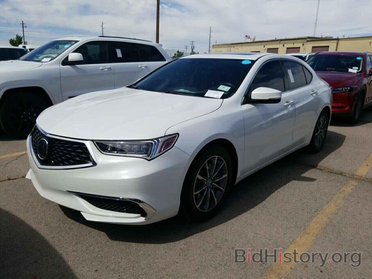 Фотография 19UUB1F30KA001120 - Acura TLX 2019