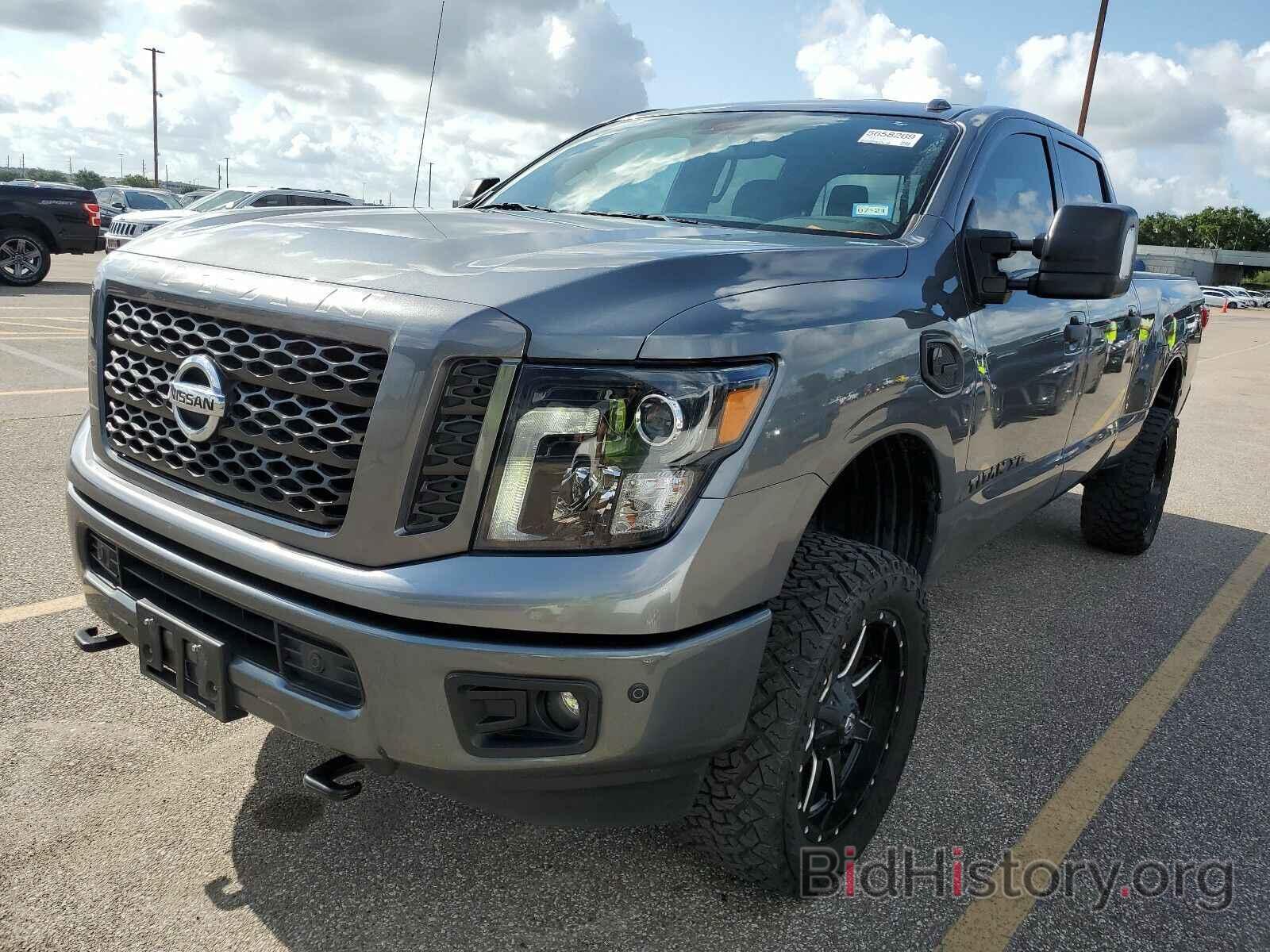 Photo 1N6BA1F44JN521133 - Nissan Titan XD 2018