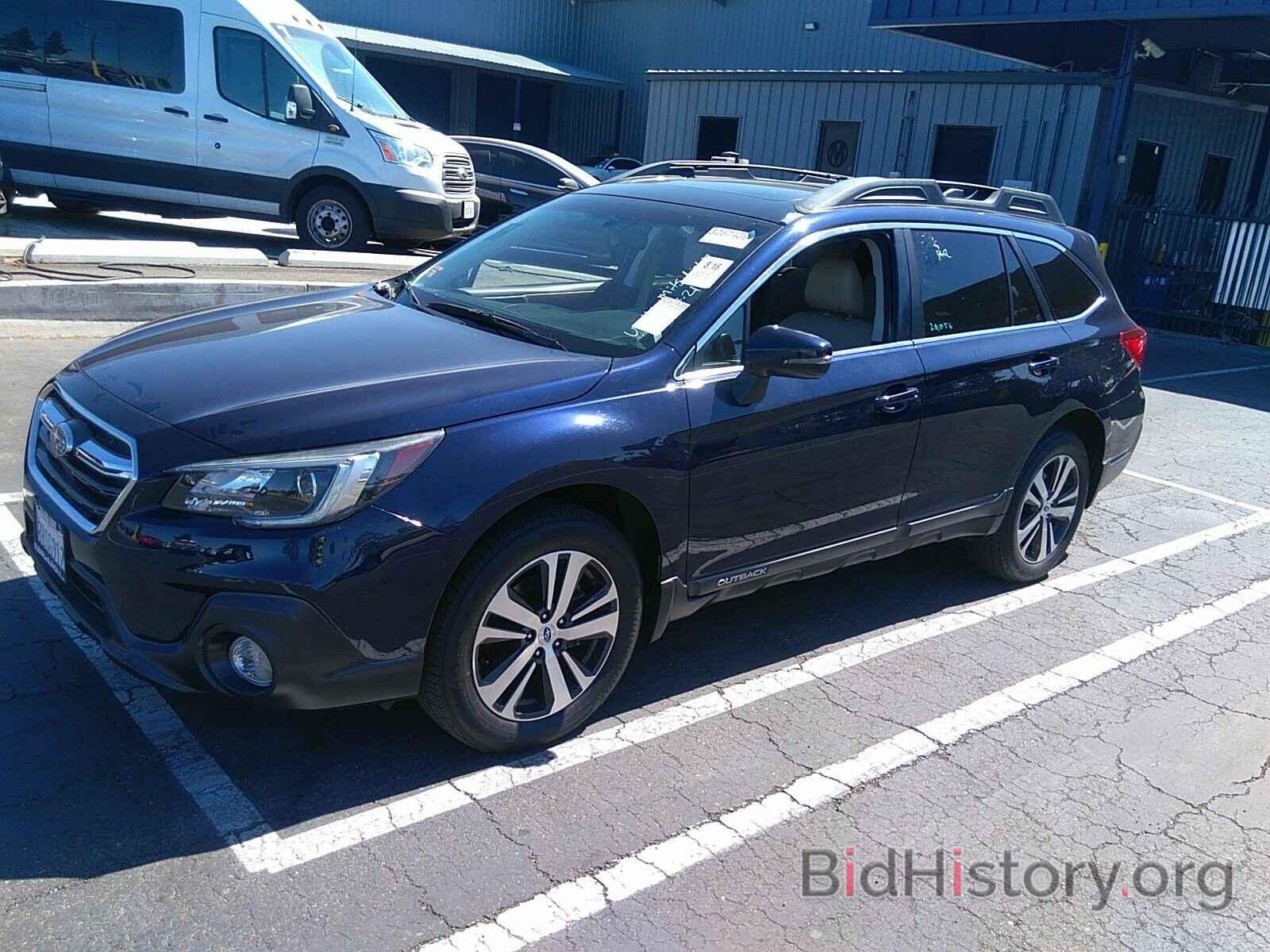 Photo 4S4BSAKC8J3228212 - Subaru Outback 2018