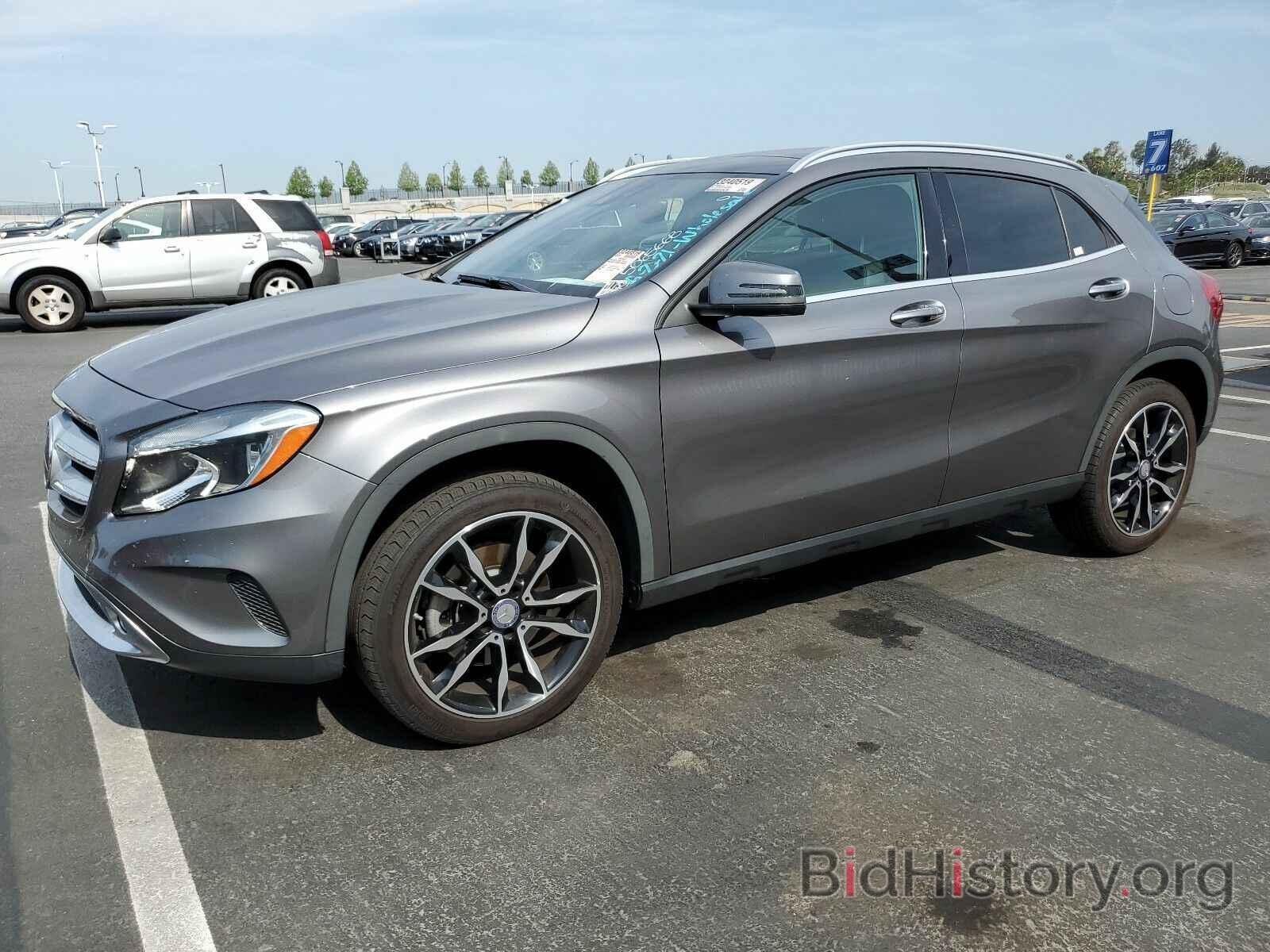 Photo WDCTG4EB2HJ348814 - Mercedes-Benz GLA 2017