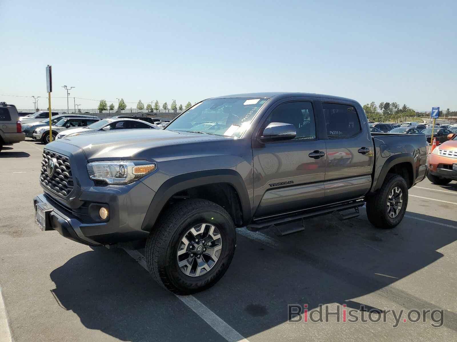 Photo 3TMCZ5AN7LM313512 - Toyota Tacoma 4WD 2020