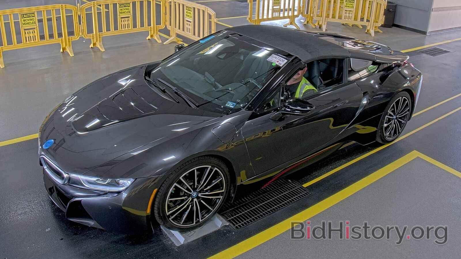 Фотография WBY2Z6C51KVB82968 - BMW i8 2019