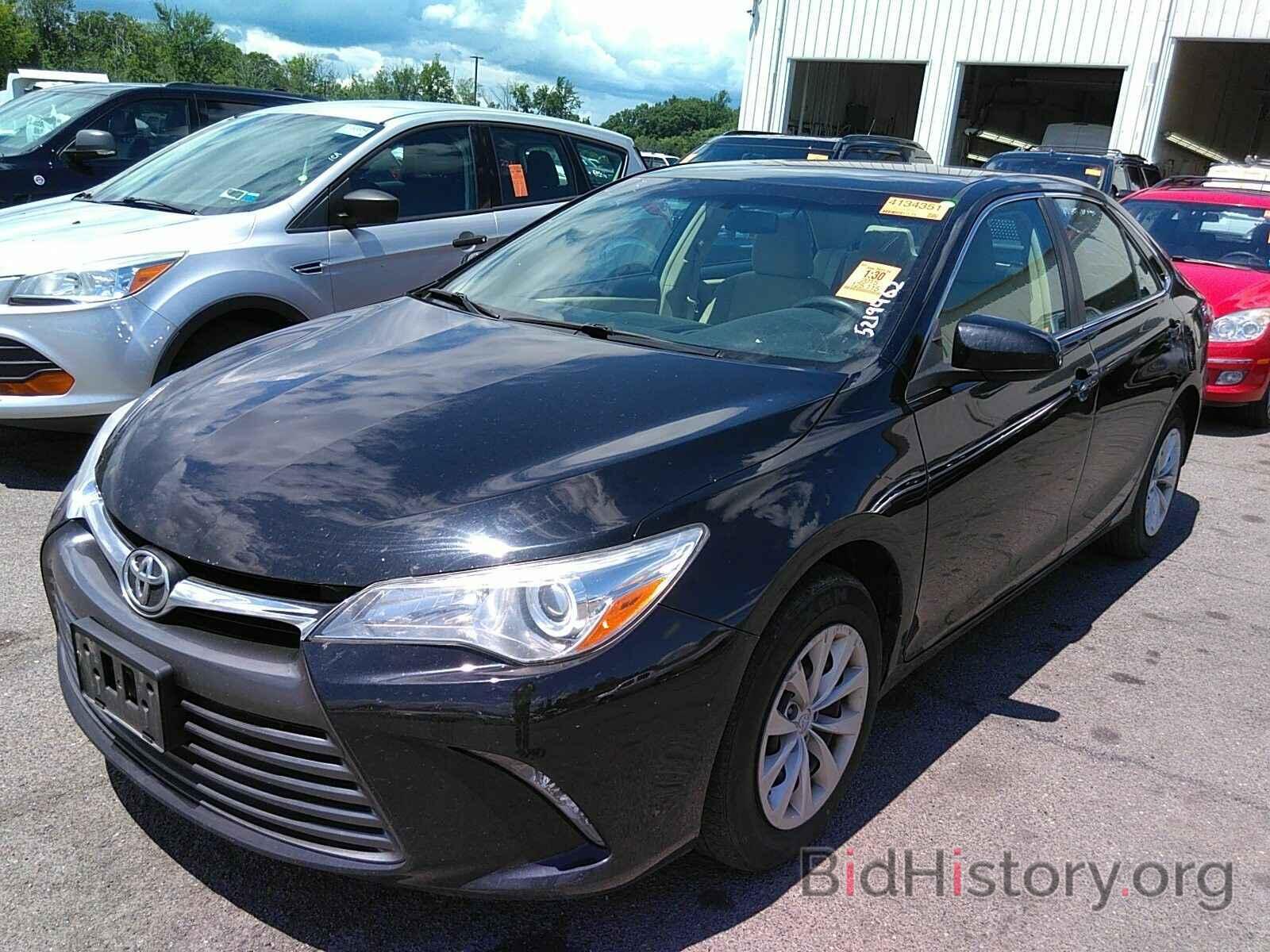 Photo 4T4BF1FK3FR512537 - Toyota Camry 2015