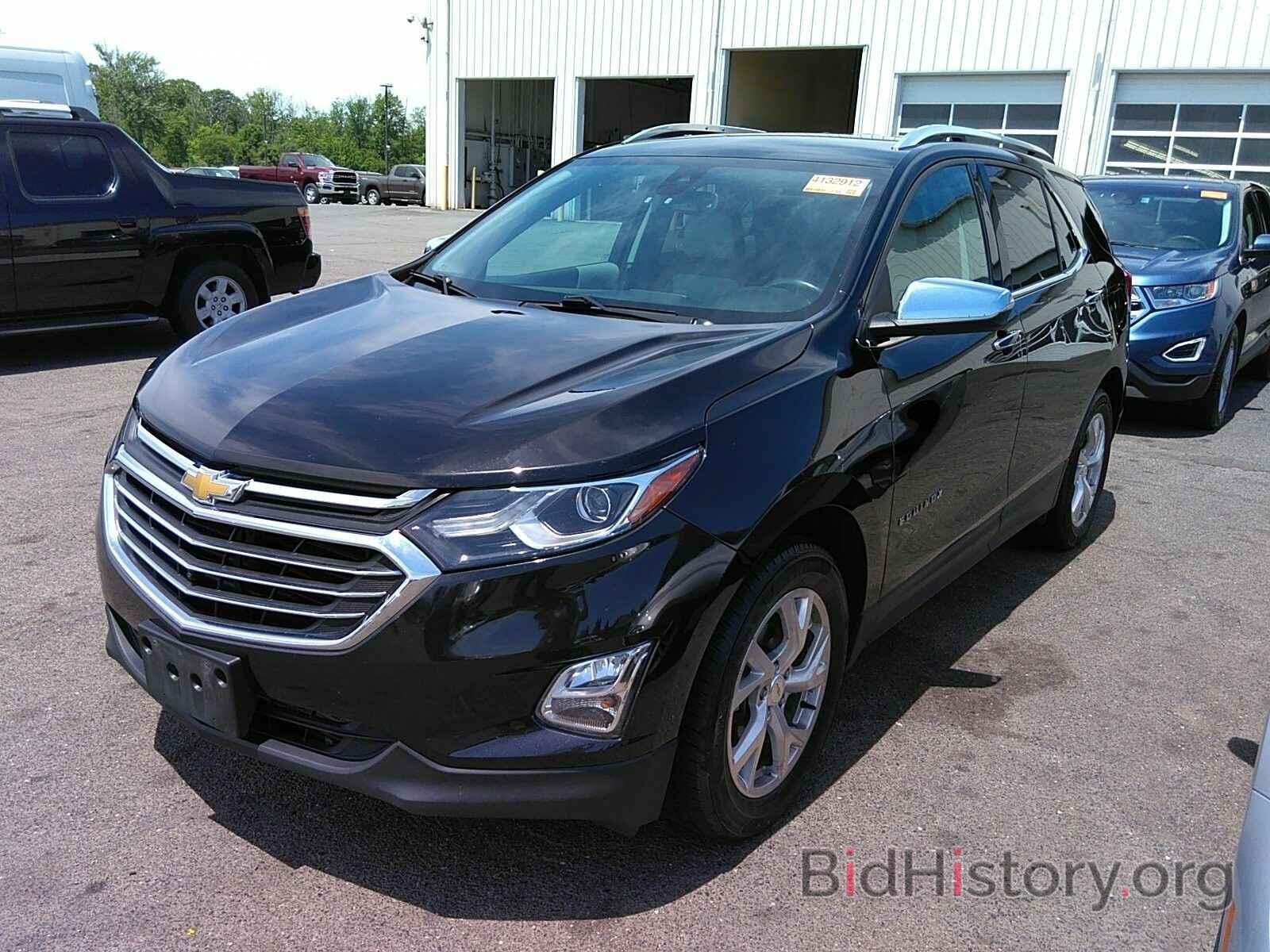 Photo 2GNAXVEV9J6258227 - Chevrolet Equinox AWD 2018