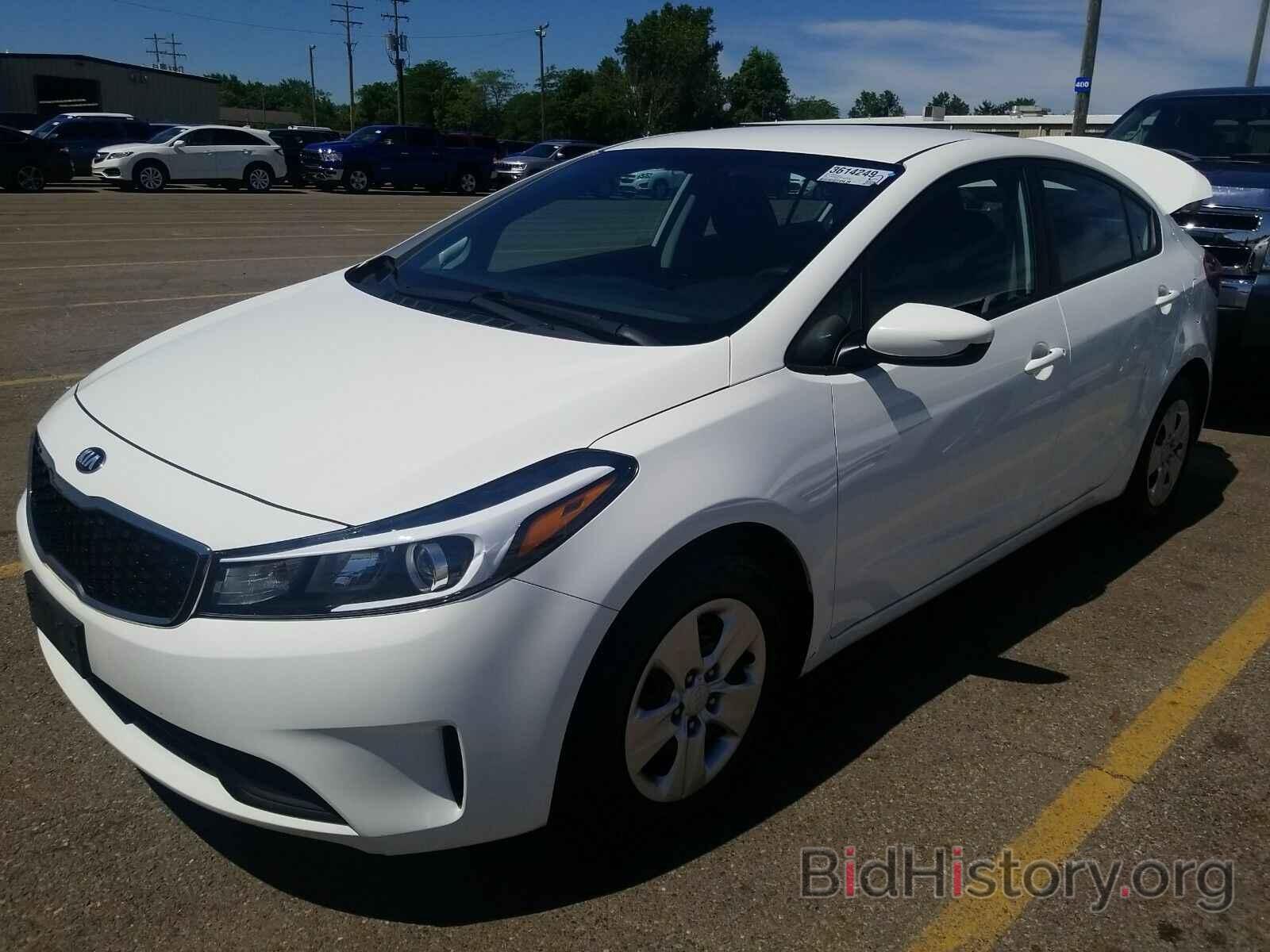 Photo 3KPFK4A76JE231694 - Kia Forte LX 2018