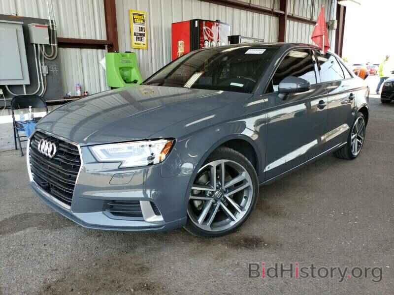 Photo WAUB8GFF8H1076008 - Audi A3 Sedan 2017