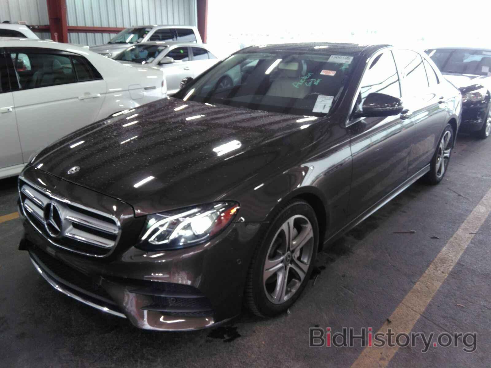 Фотография WDDZF4JB5HA080193 - Mercedes-Benz E-Class 2017