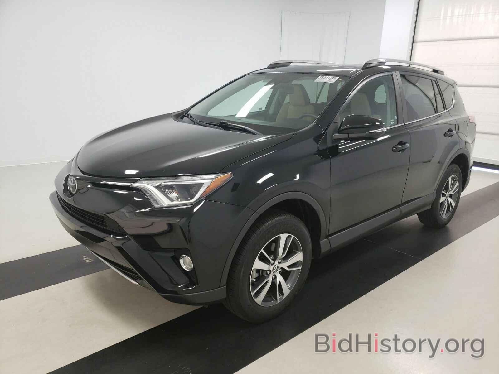 Photo 2T3WFREV1JW440257 - Toyota RAV4 2018