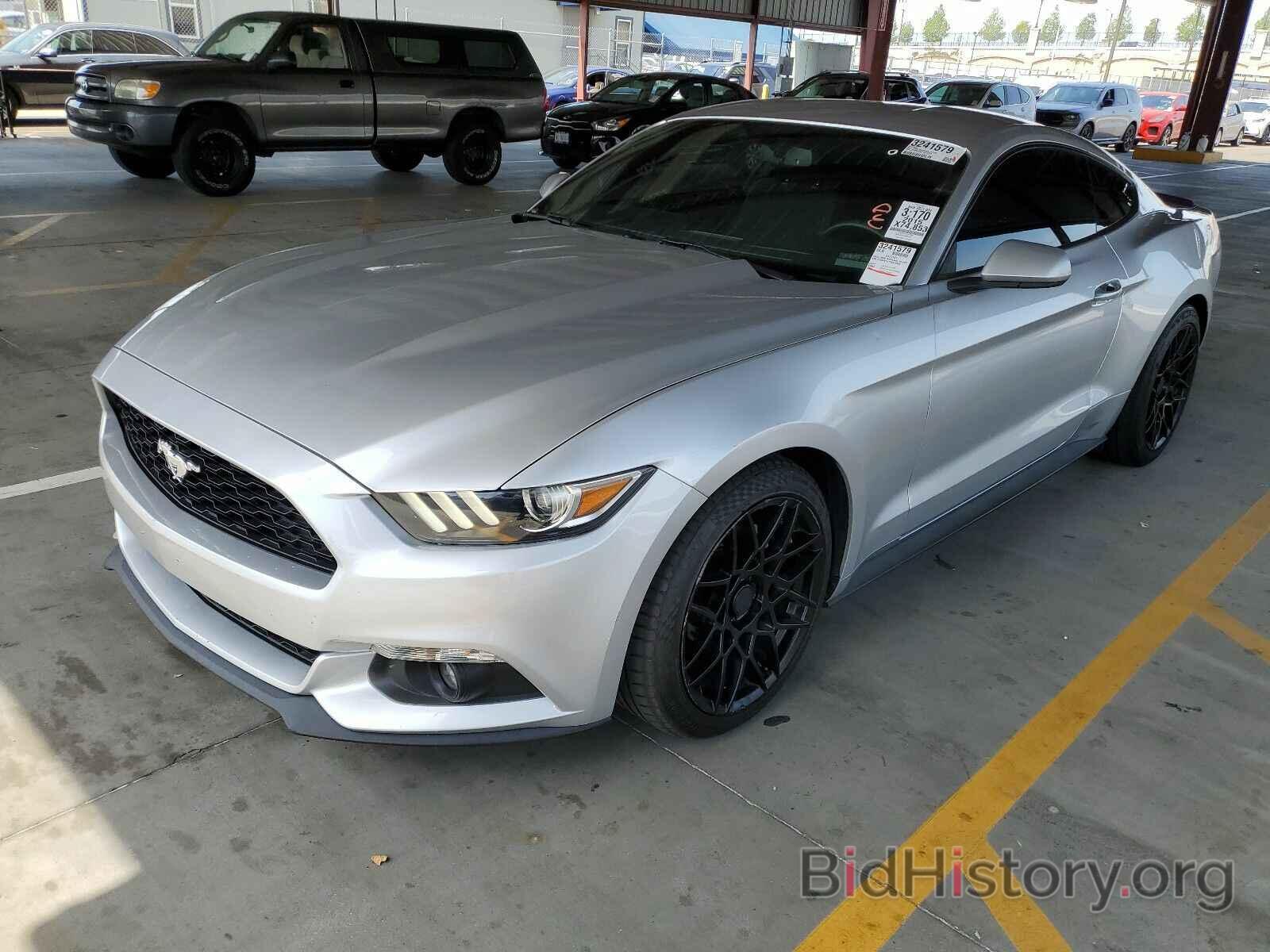 Photo 1FA6P8TH1F5370428 - Ford Mustang 2015