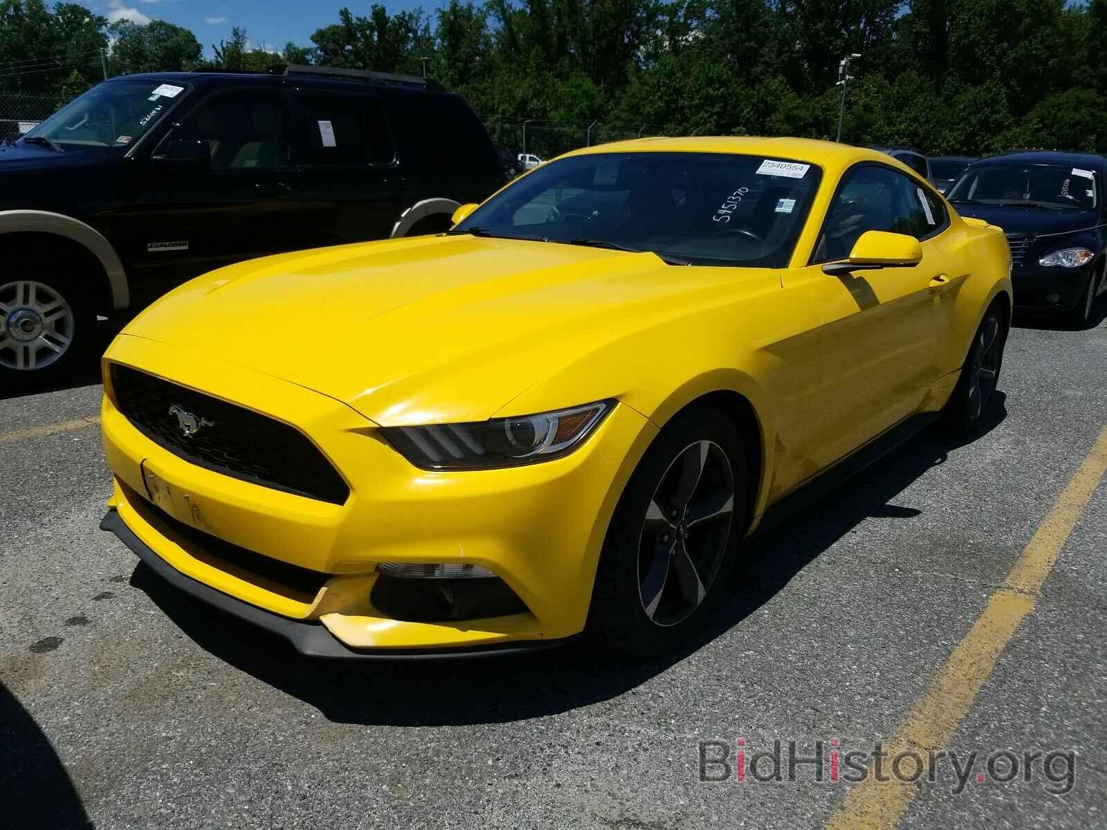 Photo 1FA6P8TH9F5407211 - Ford Mustang 2015