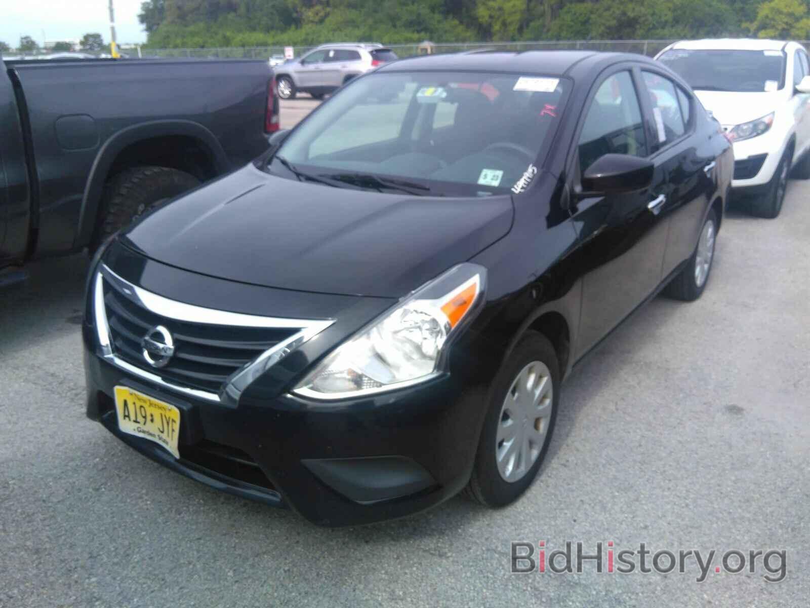 Фотография 3N1CN7AP7JL880186 - Nissan Versa Sedan 2018