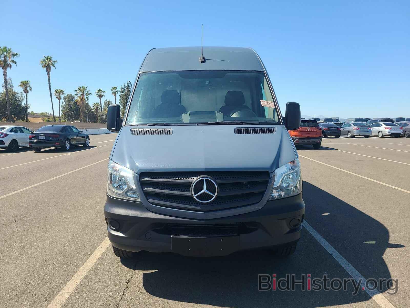 Фотография WD3PE7CD3JP637202 - Mercedes-Benz Sprinter Cargo Van 2018