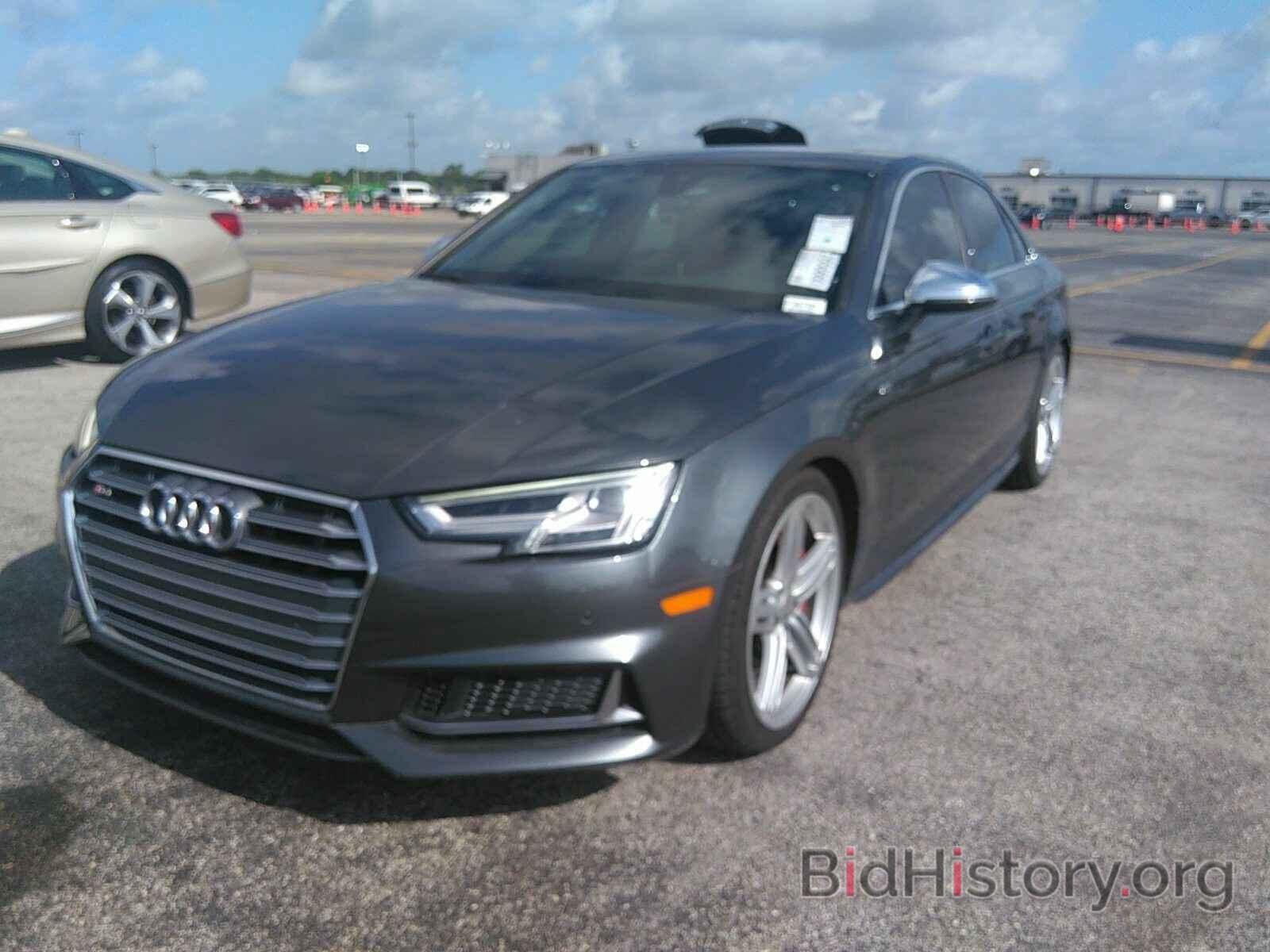 Photo WAUB4AF49JA043242 - Audi S4 2018