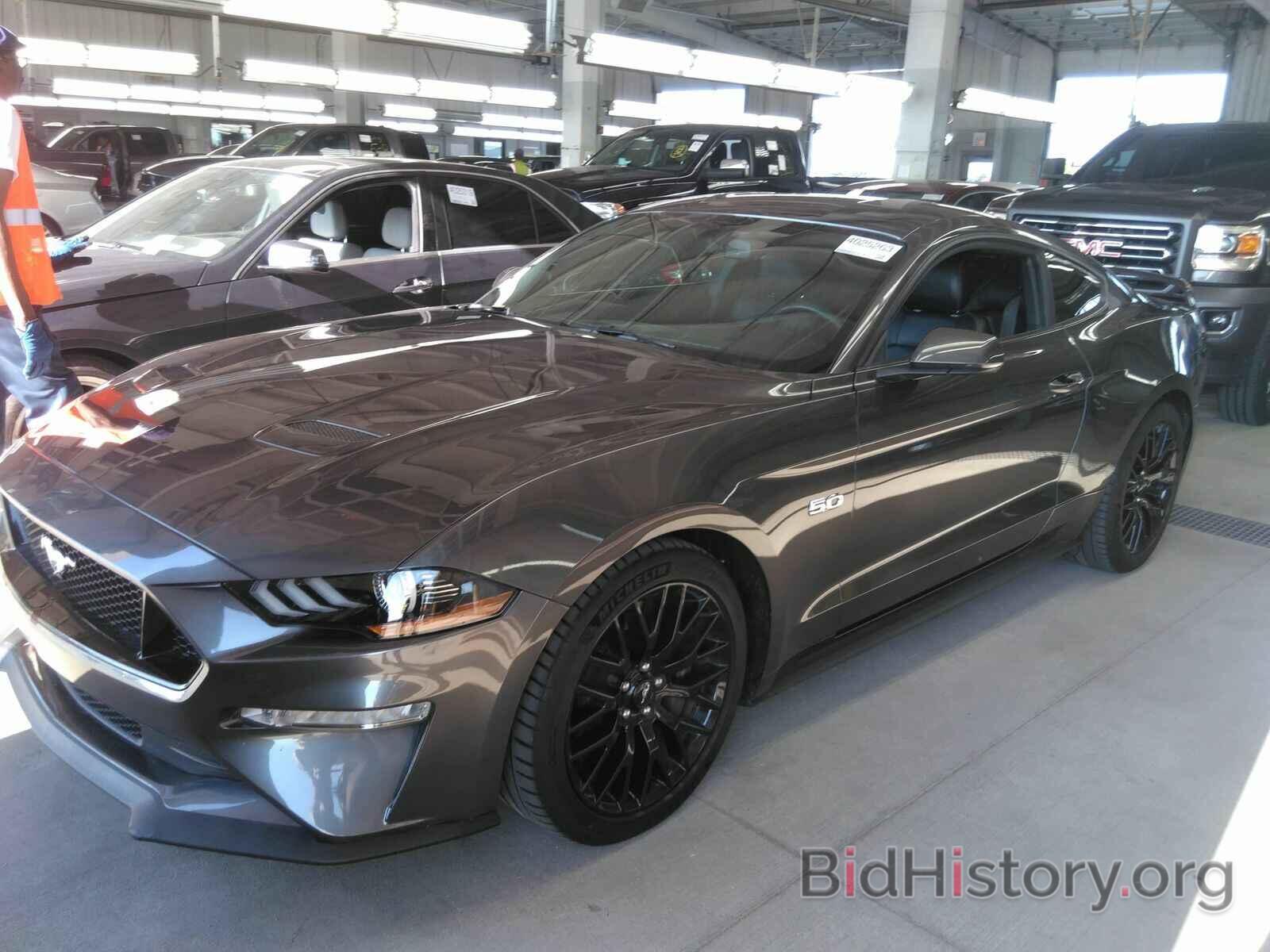 Photo 1FA6P8CF0J5107452 - Ford Mustang GT 2018
