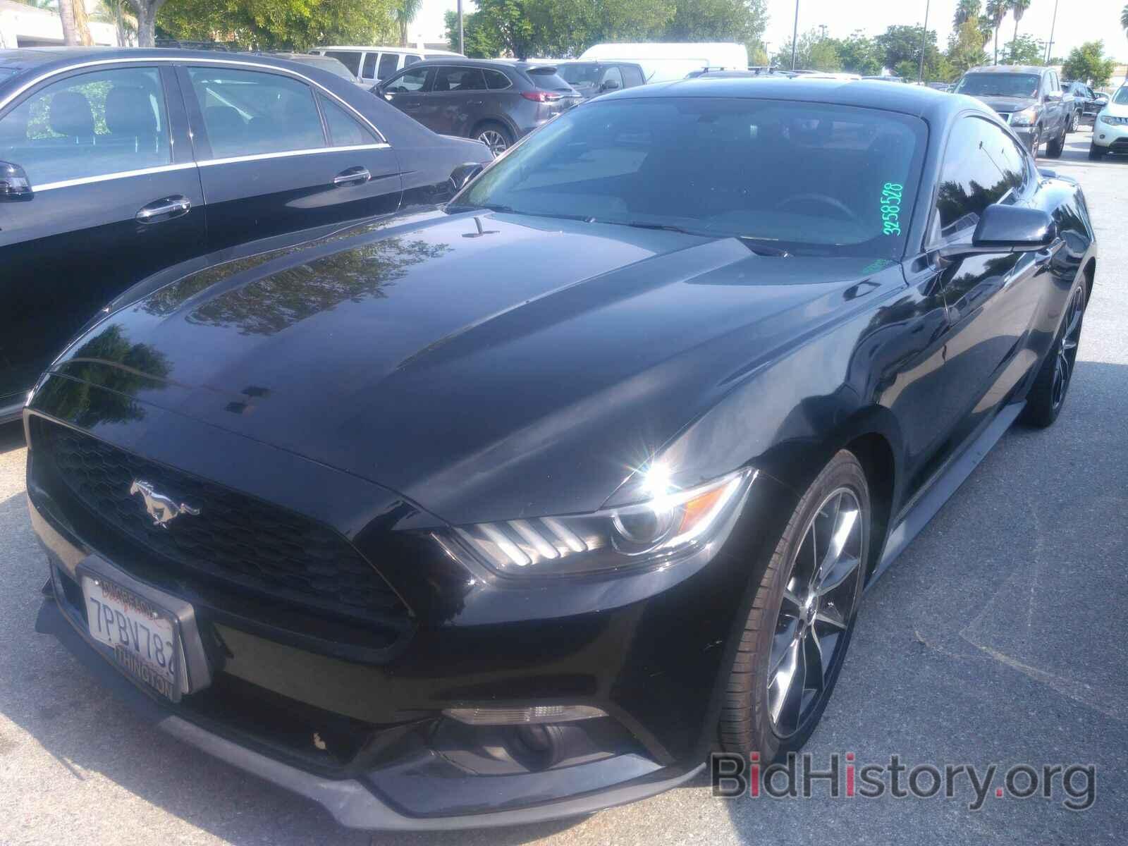 Photo 1FA6P8TH5G5215950 - Ford Mustang 2016