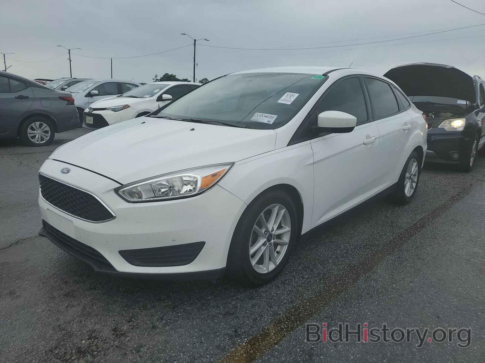 Photo 1FADP3F20JL298935 - Ford Focus SE 2018