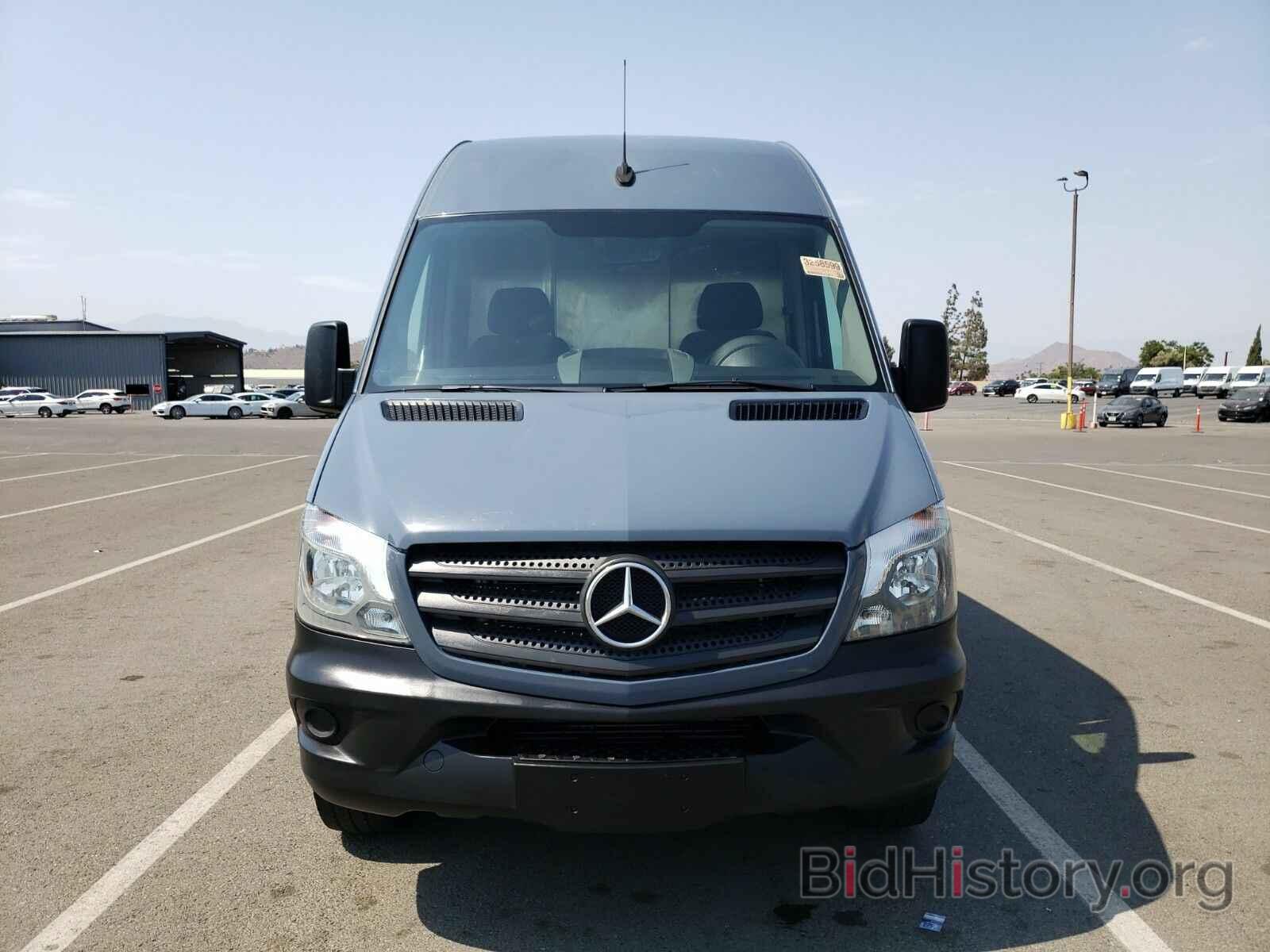 Photo WD3PE7CD1JP641863 - Mercedes-Benz Sprinter Cargo Van 2018