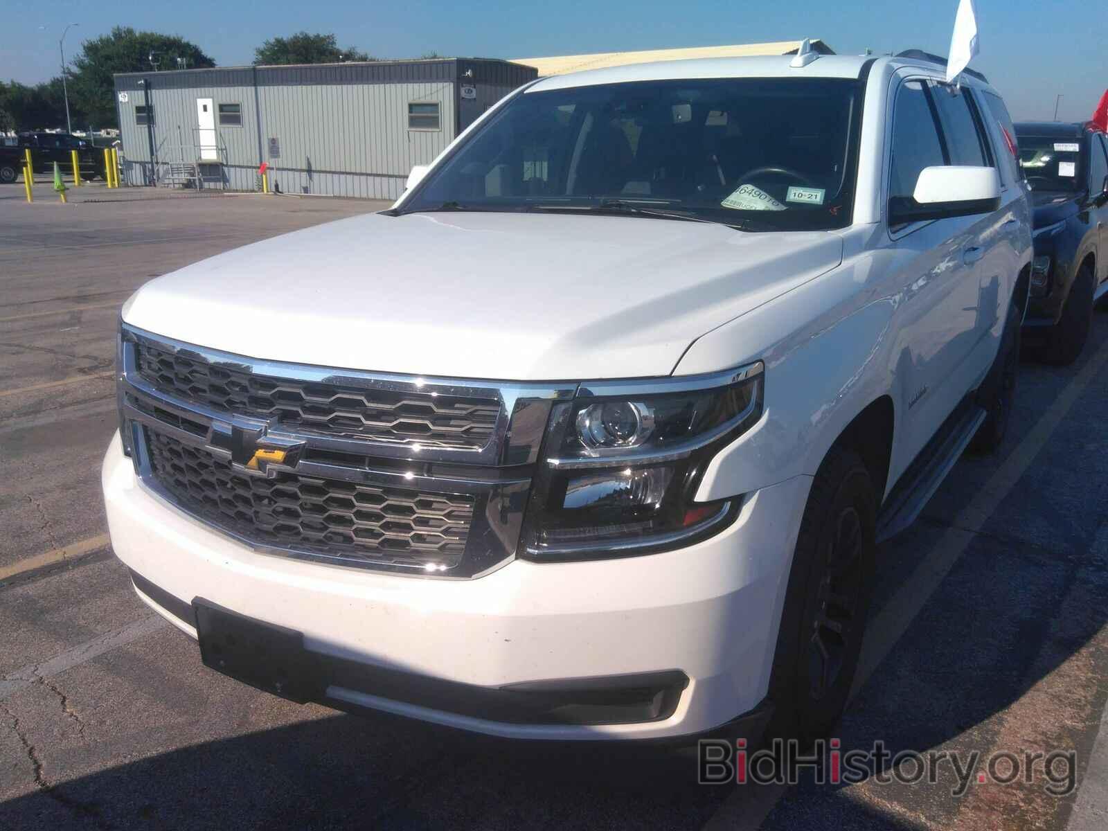 Photo 1GNSCBKC6HR347933 - Chevrolet Tahoe 2017