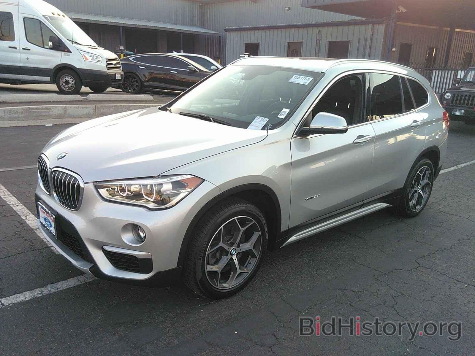 Фотография WBXHT3C38J5K21080 - BMW X1 2018